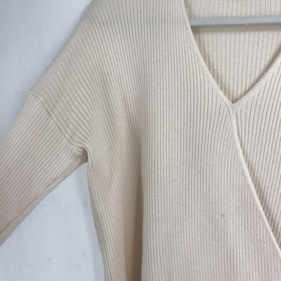 Elodie from Nordstrom Rack Ivory Sweater, Size L - Picture 6 of 11